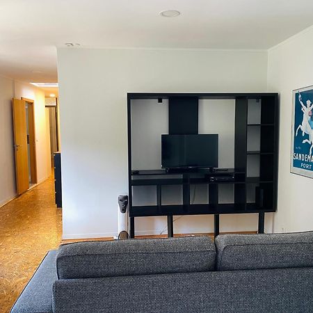 Casa Devesas Apartment บีลาโนวาเดกายา ภายนอก รูปภาพ