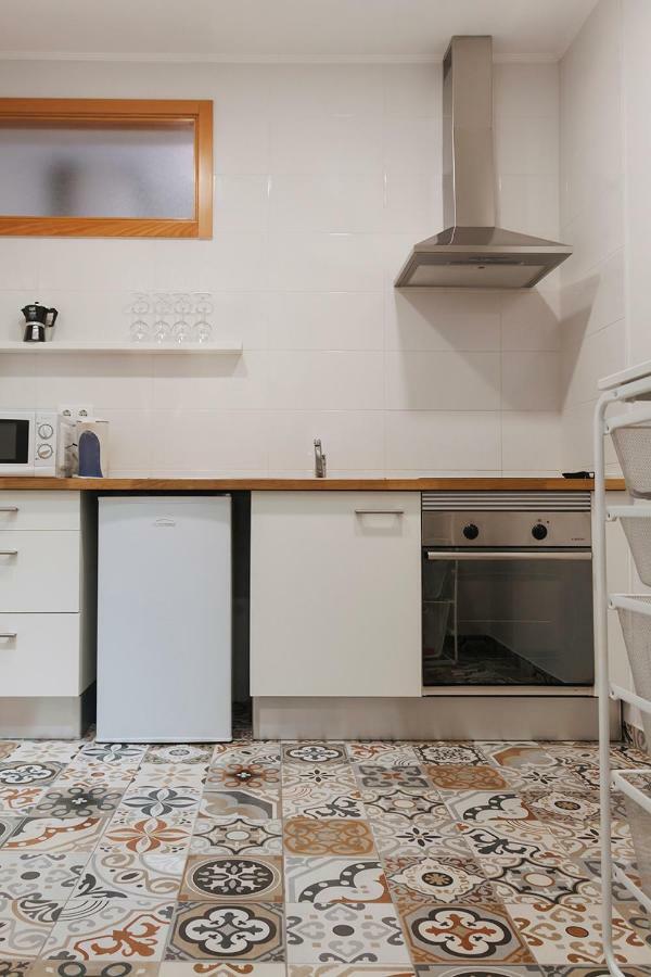 Casa Devesas Apartment บีลาโนวาเดกายา ภายนอก รูปภาพ